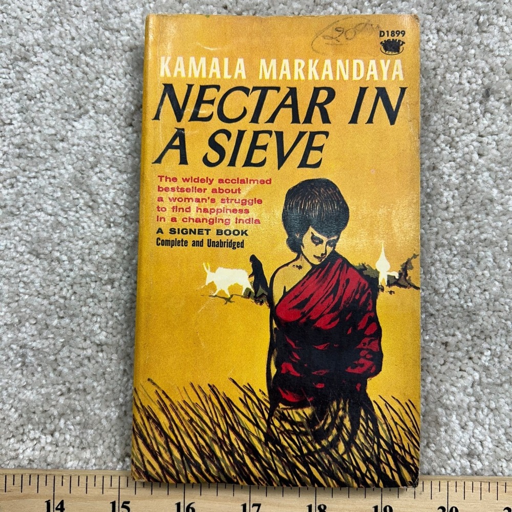 Nectar in a Sieve Kamala Markandaya 1961 Second Printing SIGNET BOOK India Novel